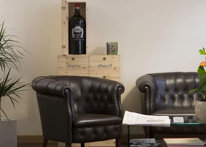 מלון Giulietta E Romeo ***s 3*