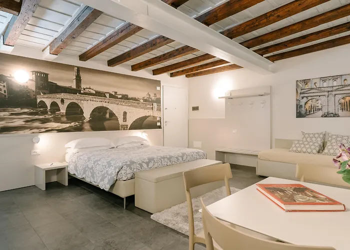 Giulietta E Romeo ***s Verona