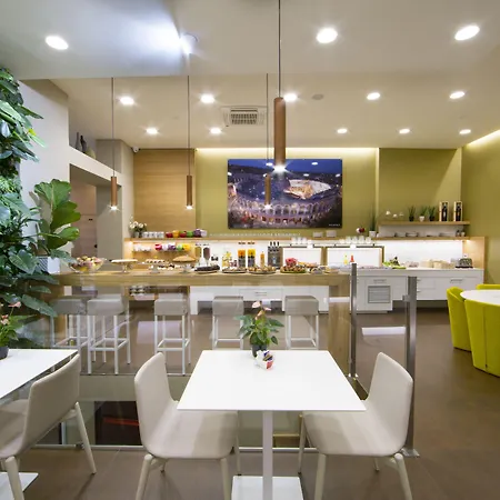 Giulietta E Romeo ***s فندق فيرونا