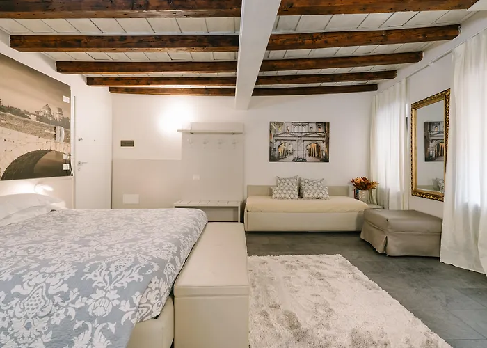 Giulietta E Romeo ***s Hotell 3*